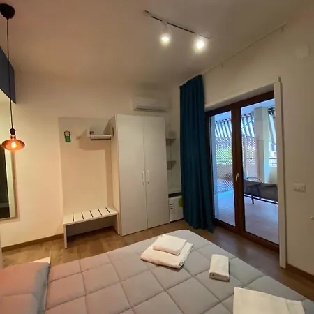 Bed & Breakfast B&d 4*