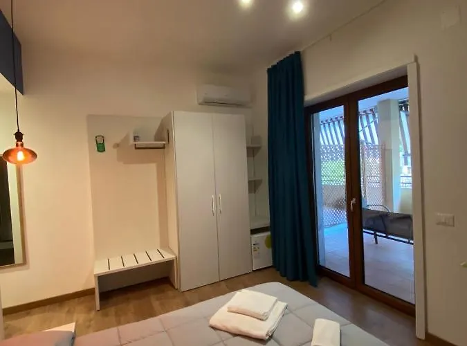 Bed & Breakfast B&d 4*